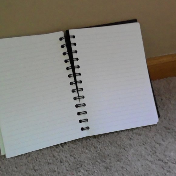 notebook - Picture 2 of 2